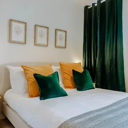 Apartment Mayfield Two -